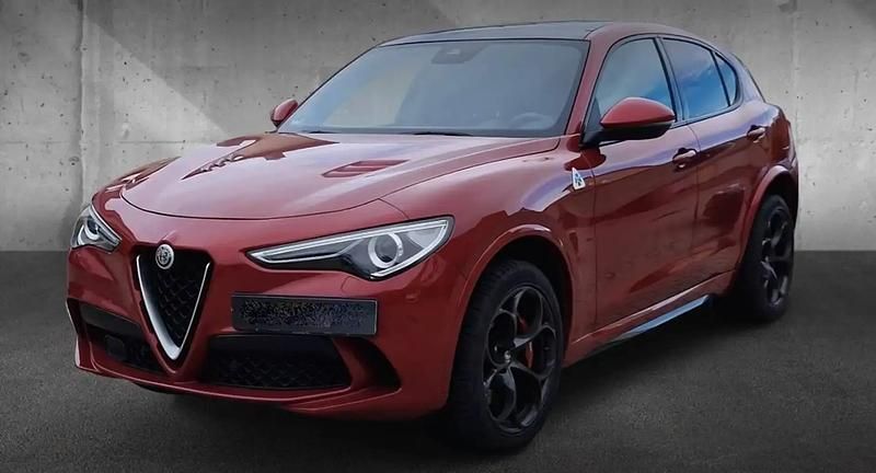 Rouge Occasion 2019 Alfa Romeo Stelvio Quadrifoglio Verde SUV | 44 990 € - Image 1/4