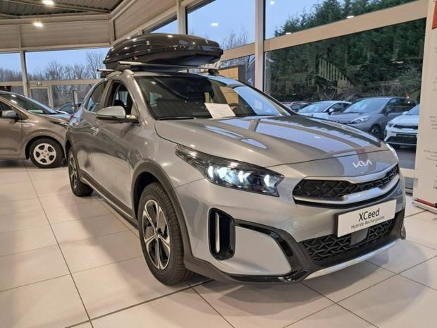 Gris Utilisé 2024 Kia XCeed Active SUV | 28 900 € (Prix cher) - Image 1/4