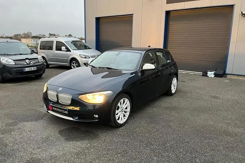 Bleu Occasion 2011 BMW 120 Citadine | 13 490 € - Image 1/4