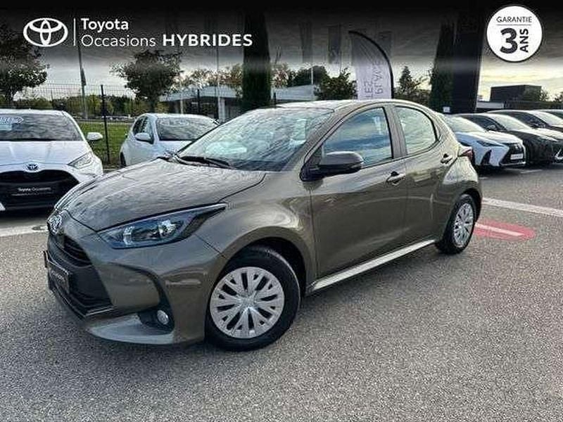 Utilisé 2023 Toyota Yaris Hybrid Business Edition Berline | 18 990 € (Bon prix) - Image 1/1