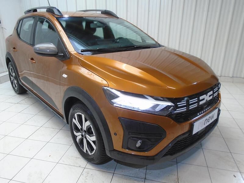 Occasion Dacia Sandero Expression 2023 Orange Citadine