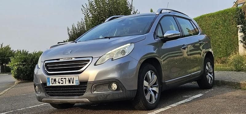 Utilisé 2014 Peugeot 2008 Allure SUV | 6 190 € (Prix juste) - Image 1/4