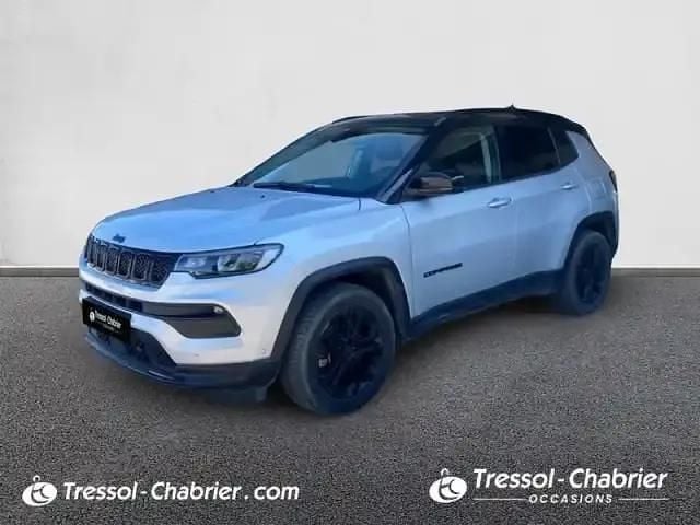 Glacier avec to Utilisé 2022 Jeep Compass Night Eagle SUV | 22 990 € (Prix juste) - Image 1/4