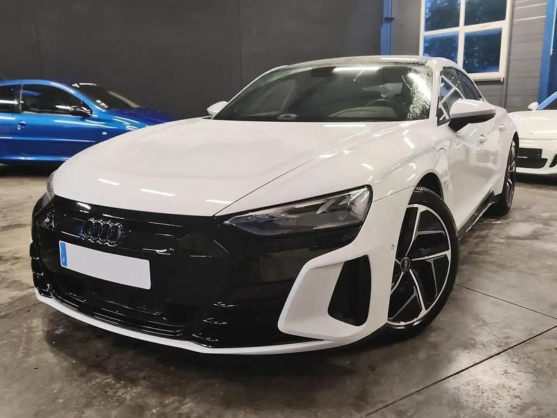 Gris Utilisé 2022 Audi e-tron GT quattro Sport Berline | 60 990 € (Super prix) - Image 1/4