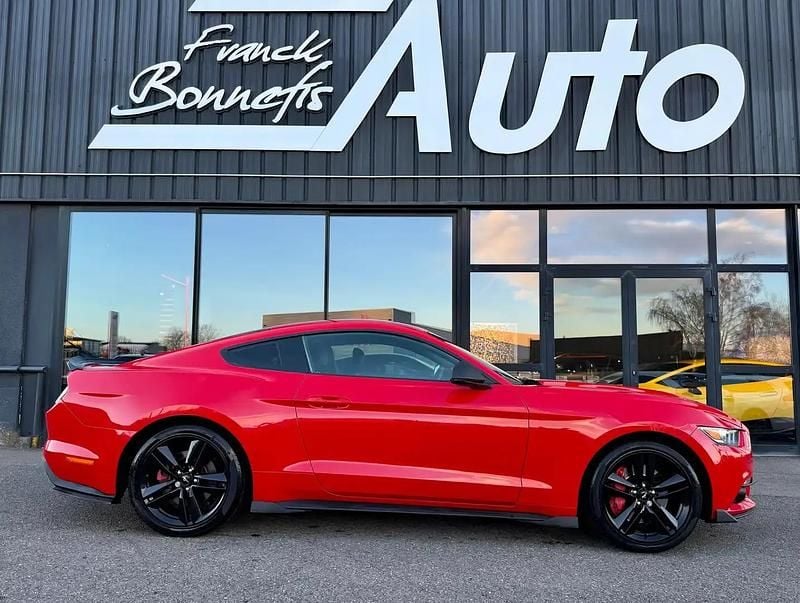 Rouge Occasion 2015 Ford Mustang Fastback Coupé | 29 990 € (Prix juste) - Image 1/4