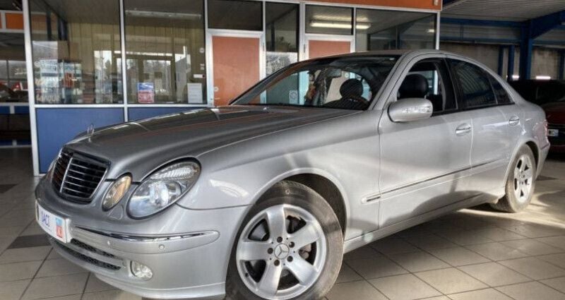 Utilisé 2003 Mercedes E220 Avantgarde Berline | 5 990 € - Image 1/4