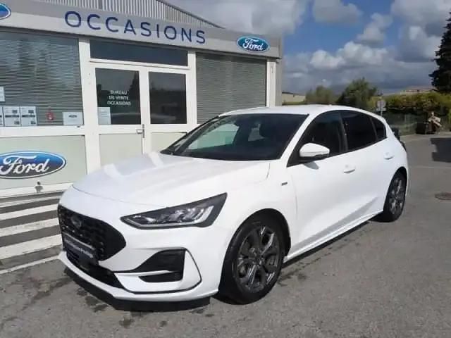 Rouge Occasion 2024 Ford Focus ST-Line X Berline | 22 853 € (Prix juste) - Image 1/3
