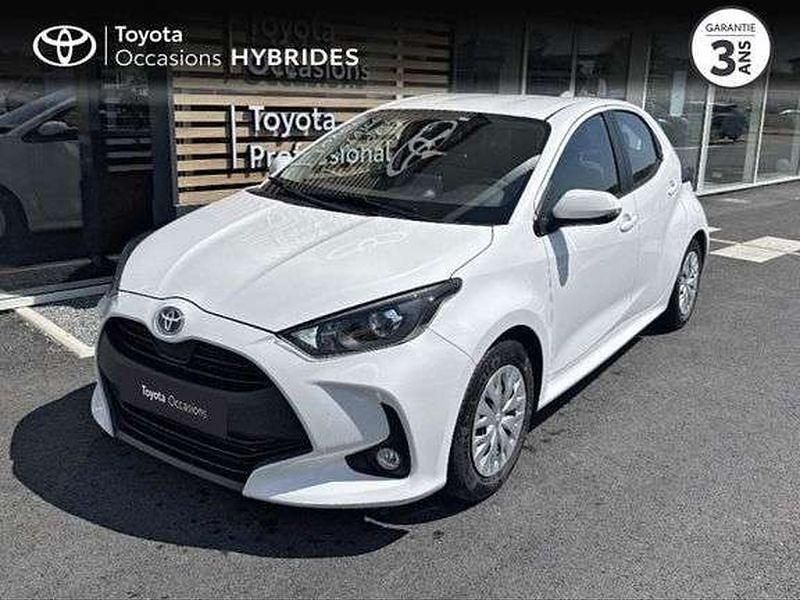 Utilisé 2022 Toyota Yaris Hybrid Business Edition Berline | 17 990 € (Prix juste) - Image 1/1