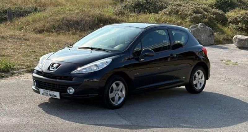 Noir Utilisé 2009 Peugeot 207 Citadine | 4 000 € (Prix juste) - Image 1/4