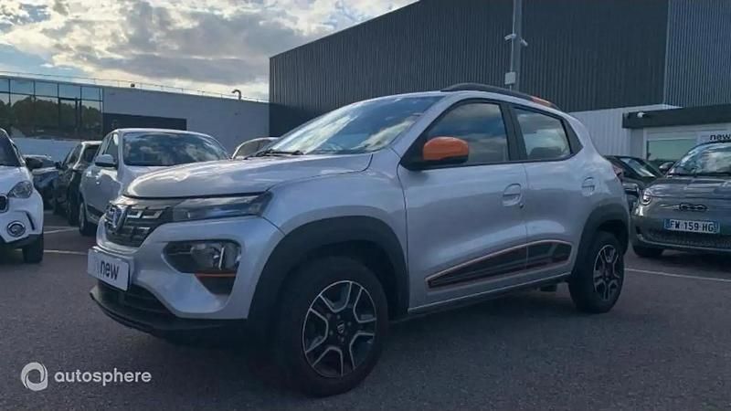 Gris Utilisé 2022 Dacia Spring Comfort Plus Citadine | 9 799 € (Prix juste) - Image 1/4