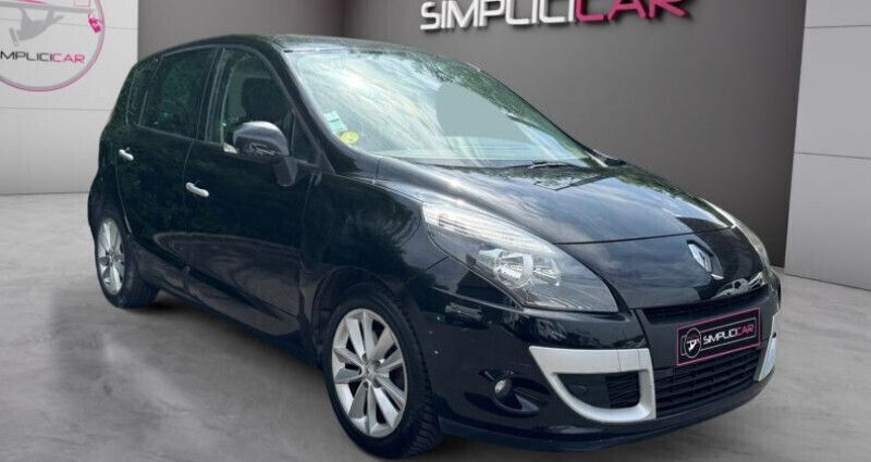 Utilisé 2010 Renault Scénic III Monospace | 5 990 € (Prix juste) - Image 1/4