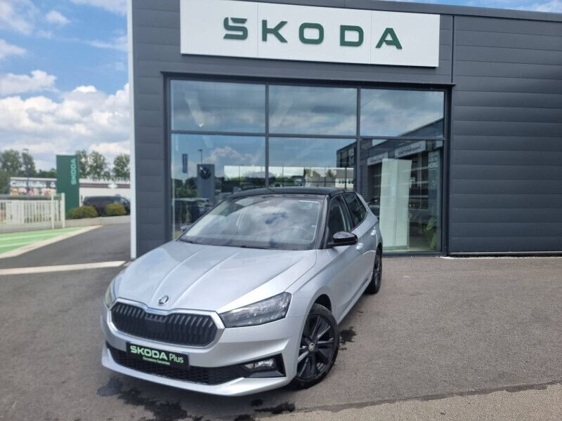 Gris Utilisé 2024 Skoda Fabia Selection Berline | 20 900 € (Prix juste) - Image 1/4