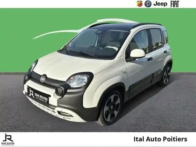 Bicolore blanc gelato pastel/toit noir Nouvelle 2025 Fiat Panda Classica Berline | 16 990 € (Prix juste) - Image 1/4