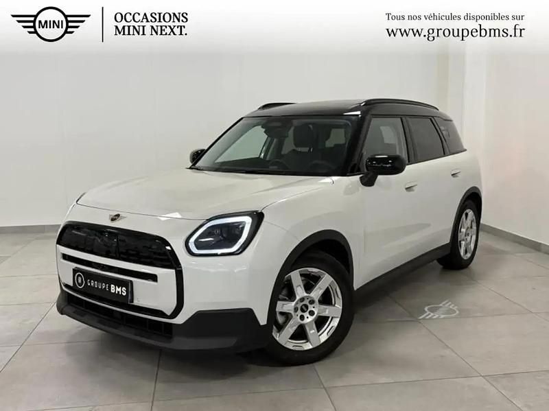 Blanc Occasion 2024 Mini Countryman Classic SUV | 45 900 € - Image 1/4