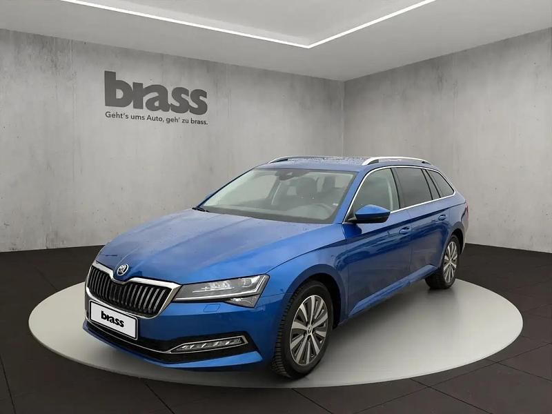 Bleu Nouvelle 2025 Skoda Superb Style Break | 53 949 € - Image 1/4