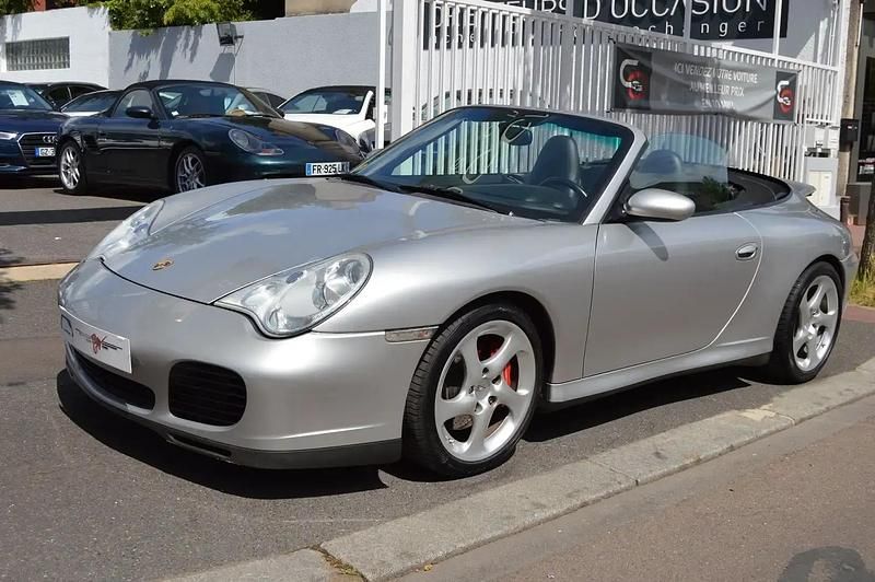 Gris Utilisé 2004 Porsche 911 Carrera 4S Cabriolet Cabriolet | 45 911 € - Image 1/4