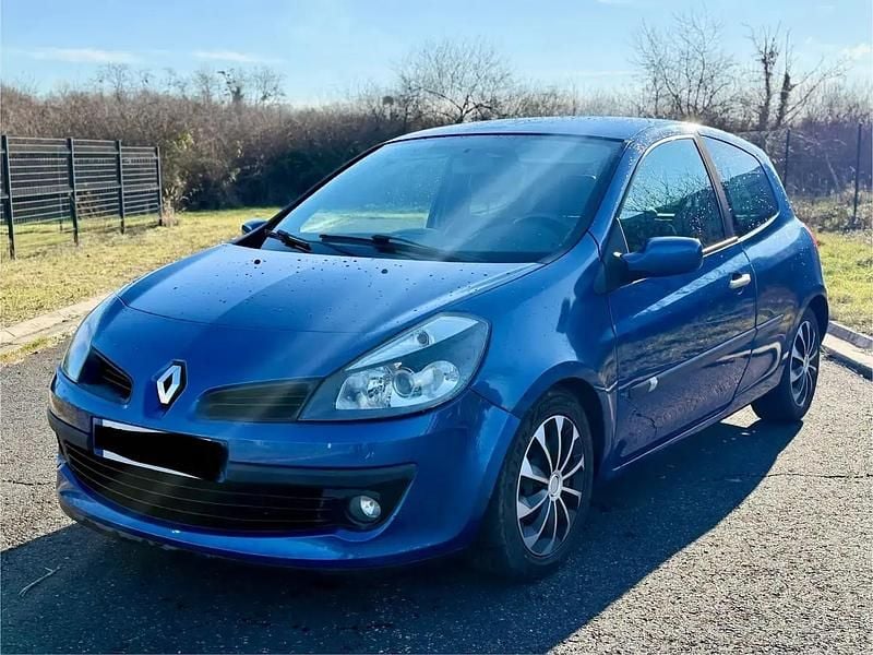Occasion 2007 Renault Clio II LIMITED Berline | 2 800 € (Bon prix) - Image 1/4
