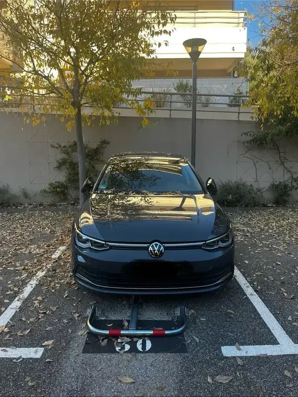 Utilisé 2021 VW Golf VIII Style Berline | 22 500 € (Prix juste) - Image 1/4