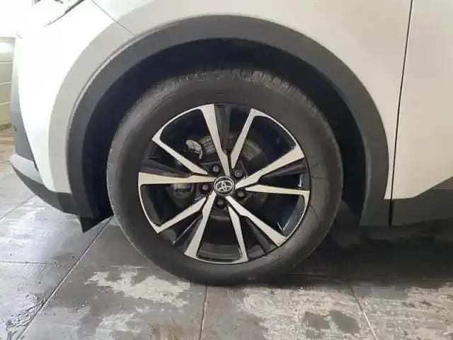 Occasion Toyota C-HR Design 140 ch (102 kW) 2025 Blanc lunaire nacré SUV