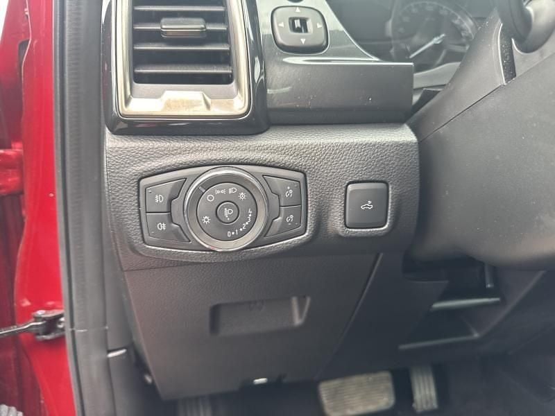 Image 2/4