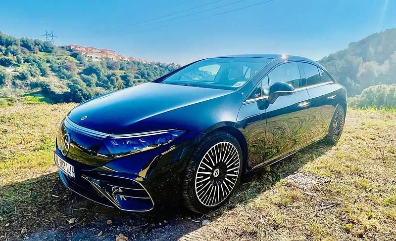 Utilisé 2022 Mercedes EQS580 AMG line Berline | 61 000 € - Image 1/4