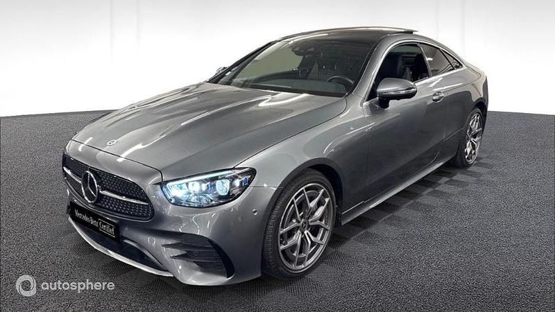 Gris Utilisé 2023 Mercedes 300 AMG line Coupé | 55 490 € (Prix juste) - Image 1/4