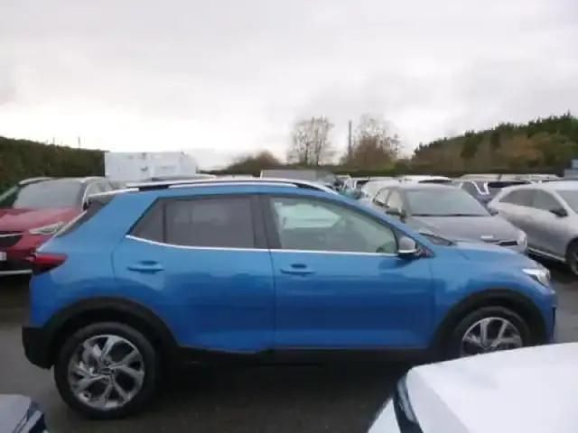 Occasion Kia Stonic GT-Line 120 ch (88 kW) 2022 Bleu azur métallisé SUV