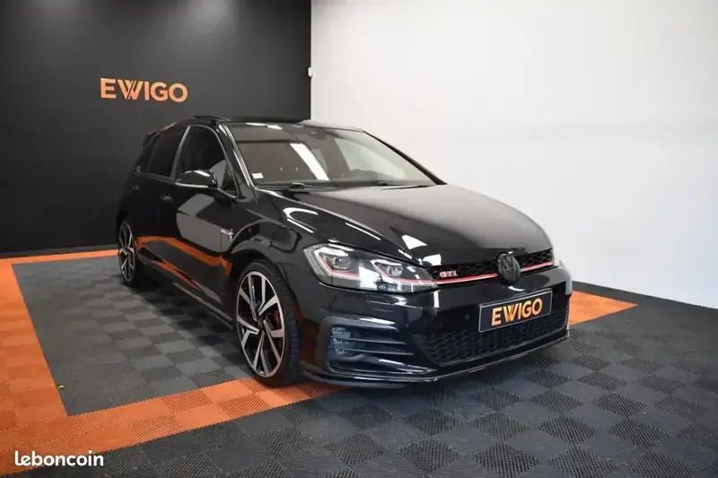 Noir Utilisé 2017 VW Golf VII GTI Berline | 23 490 € (Prix juste) - Image 1/4