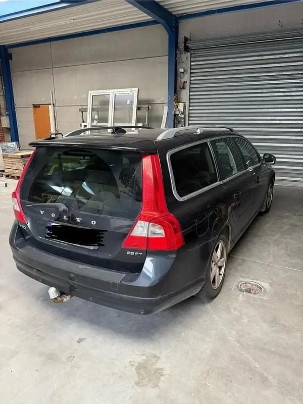 Utilisé 2009 Volvo V70 Summum Break | 8 000 € - Image 1/4