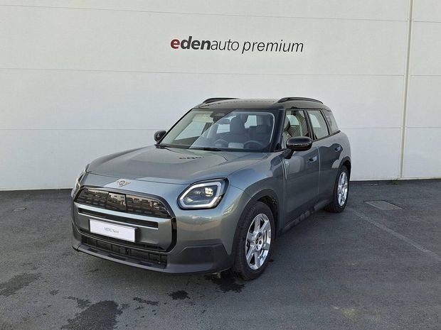 Utilisé 2024 Mini Countryman Classic SUV | 37 900 € - Image 1/4
