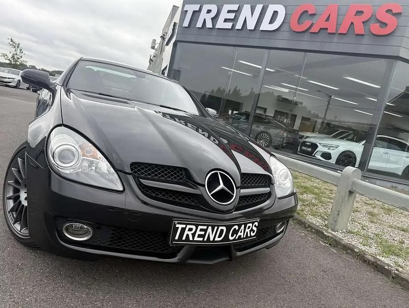 Noir Utilisé 2009 Mercedes SLK200 AMG Cabriolet | 15 999 € - Image 1/4