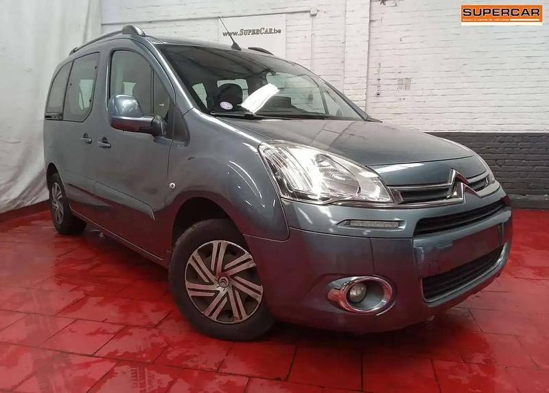Gris Utilisé 2013 Citroën Berlingo Seduction Monospace | 7 990 € - Image 1/4