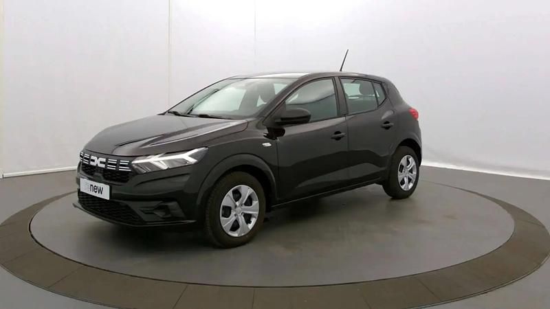 Utilisé 2024 Dacia Sandero Essentiel Berline | 14 490 € (Prix juste) - Image 1/4