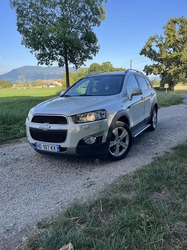 Utilisé 2012 Chevrolet Captiva LTZ SUV | 12 600 € - Image 1/4