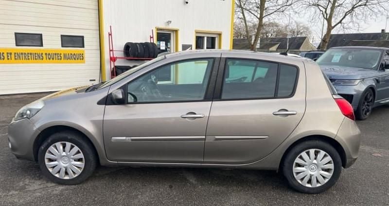 Occasion Renault Clio III Dynamique 90 ch (66 kW) 2011 Citadine