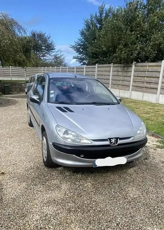 Utilisé 2002 Peugeot 206 Berline | 3 400 € - Image 1/4