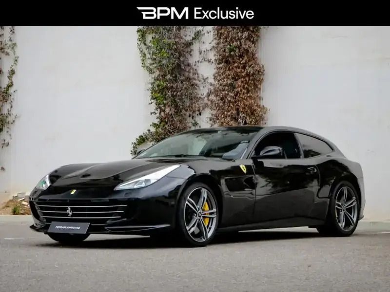 Utilisé 2017 Ferrari GTC4Lusso Coupé | 258 000 € (Prix juste) - Image 1/4