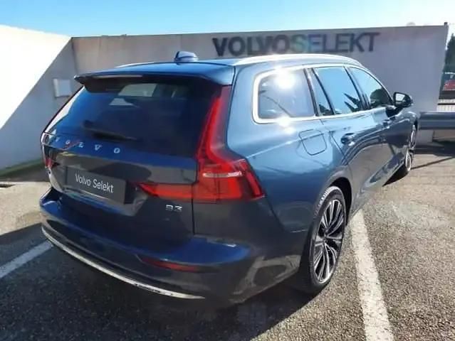 Occasion Volvo V60 Ultimate 2023 Bleu denim métallisé Break