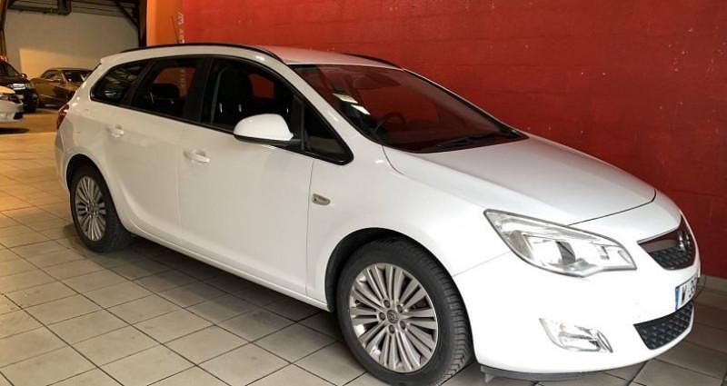 Utilisé 2011 Opel Astra Enjoy Break | 6 770 € (Prix cher) - Image 1/4