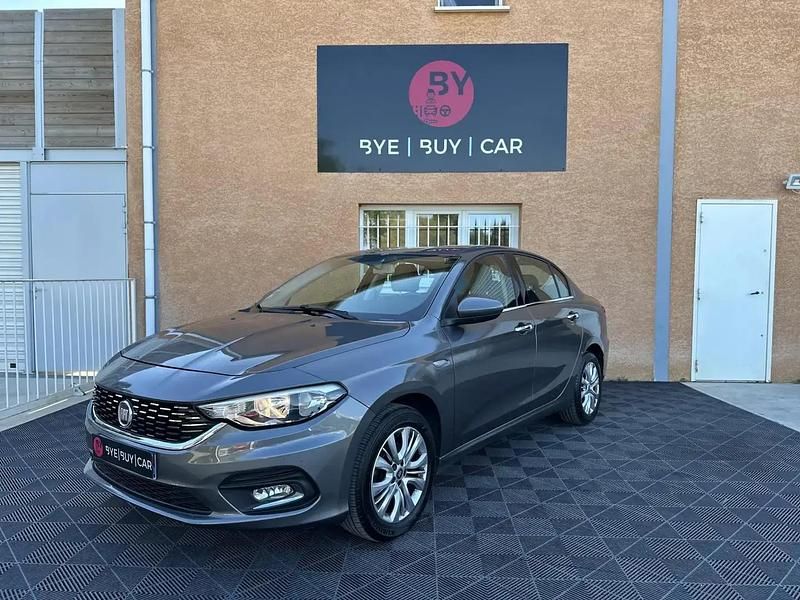 Gris Utilisé 2016 Fiat Tipo Easy Berline | 7 490 € (Prix assez cher) - Image 1/4