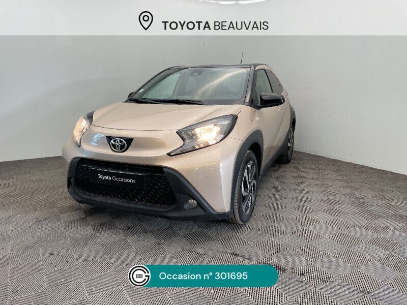 Beige Utilisé 2024 Toyota Aygo Design Citadine | 15 490 € (Prix assez cher) - Image 1/4
