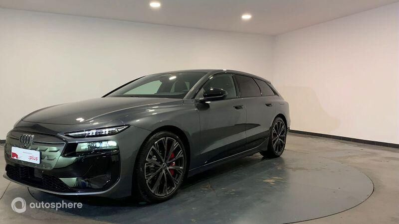 Gris daytona nacré Utilisé 2025 Audi e-tron Ambition SUV | 102 490 € - Image 1/4