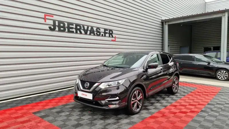 Noir Utilisé 2019 Nissan Qashqai N-Connecta SUV | 15 590 € (Prix juste) - Image 1/4