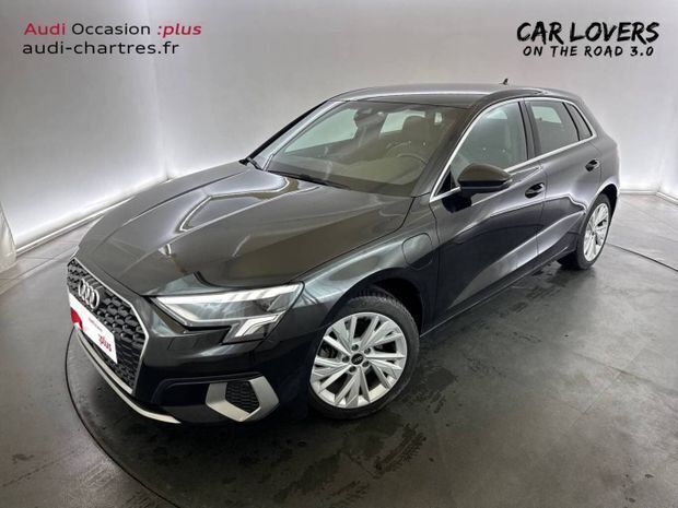 Noir Utilisé 2023 Audi A3 e-tron Design Citadine | 29 990 € (Bon prix) - Image 1/4