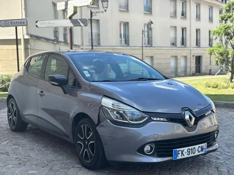 Utilisé 2015 Renault Clio IV Business Berline | 3 500 € (Super prix) - Image 1/4