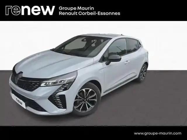 Gris Utilisé 2025 Renault Clio V Techno Berline | 19 979 € (Prix cher) - Image 1/4