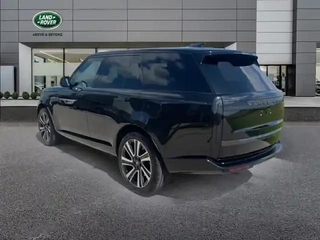 Occasion Land Rover Range Rover HSE 460 ch (338 kW) 2024 Santorini black métallisé SUV