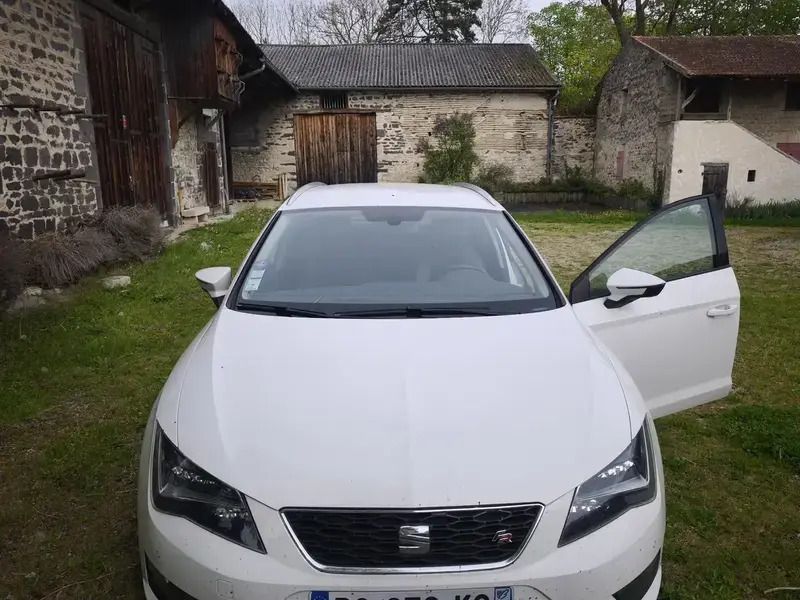 Utilisé 2015 Seat Leon ST CONNECT Break | 10 000 € (Prix juste) - Image 1/4