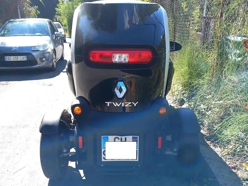 Noir Utilisé 2012 Renault Twizy Technic Citadine | 3 650 € - Image 1/4