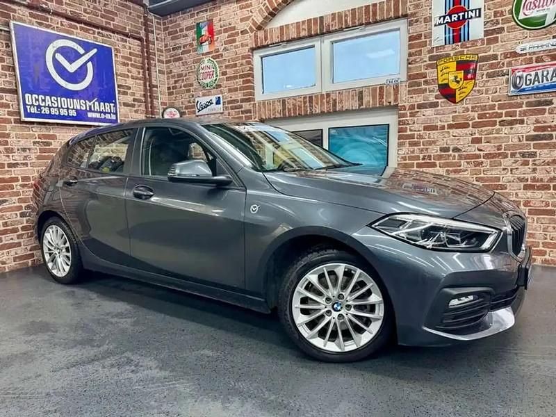 Gris Occasion 2021 BMW 118 Citadine | 21 970 € (Super prix) - Image 1/4